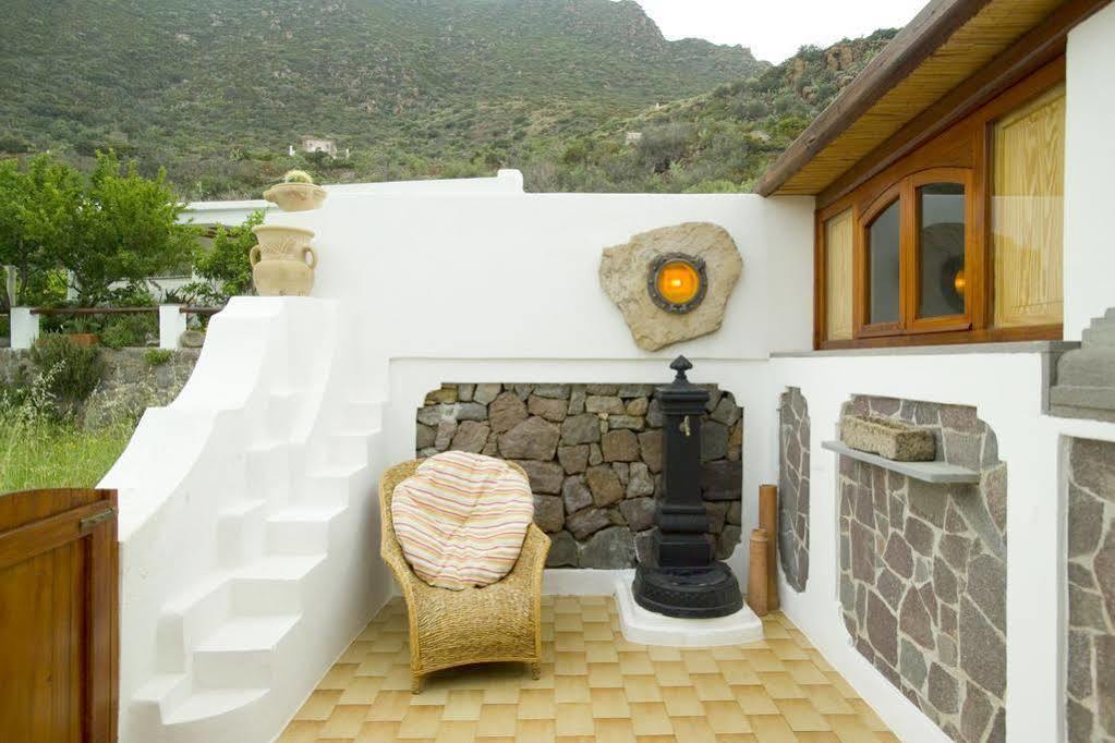 B&B Da Luca Panarea Exterior foto