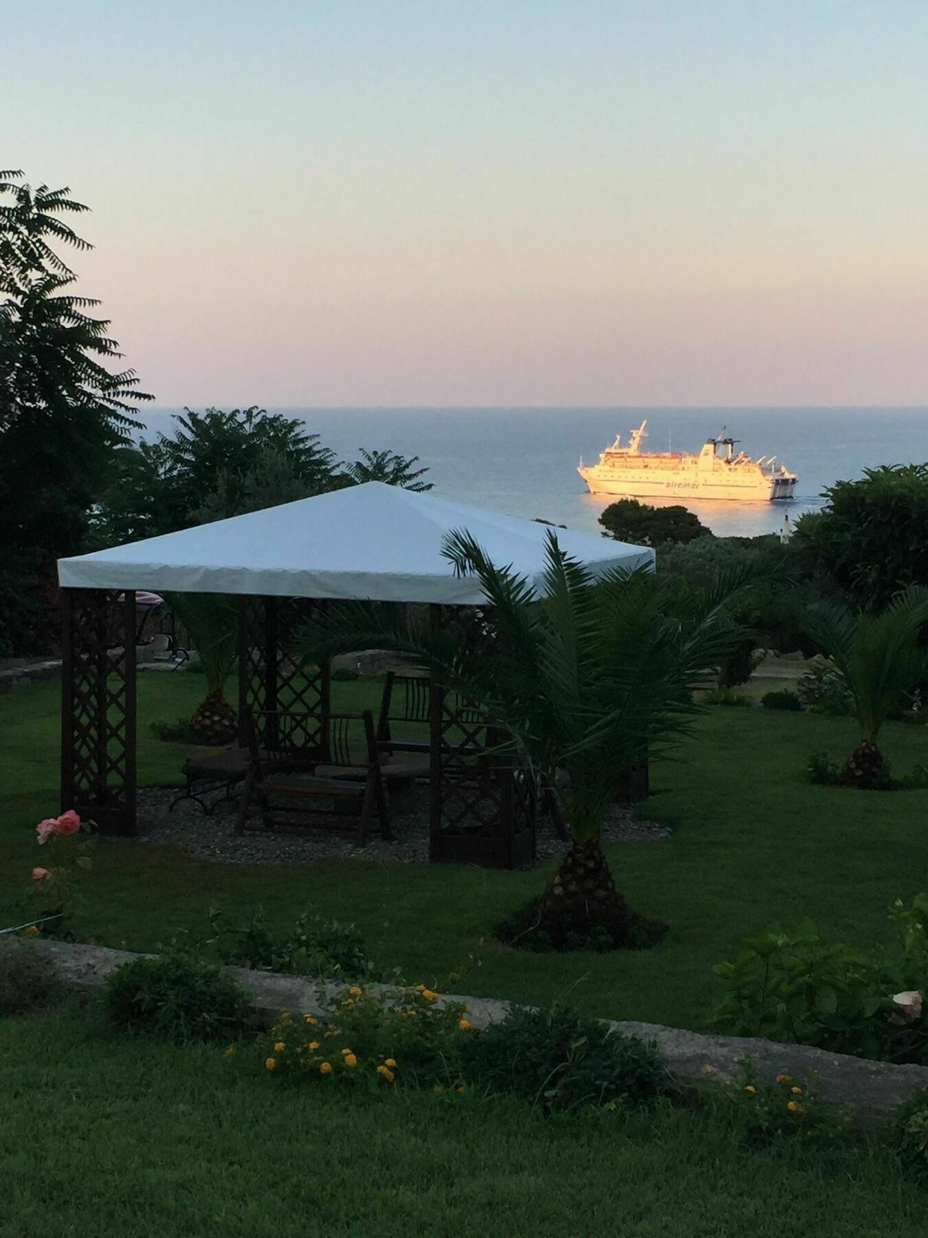 B&B Da Luca Panarea Exterior foto
