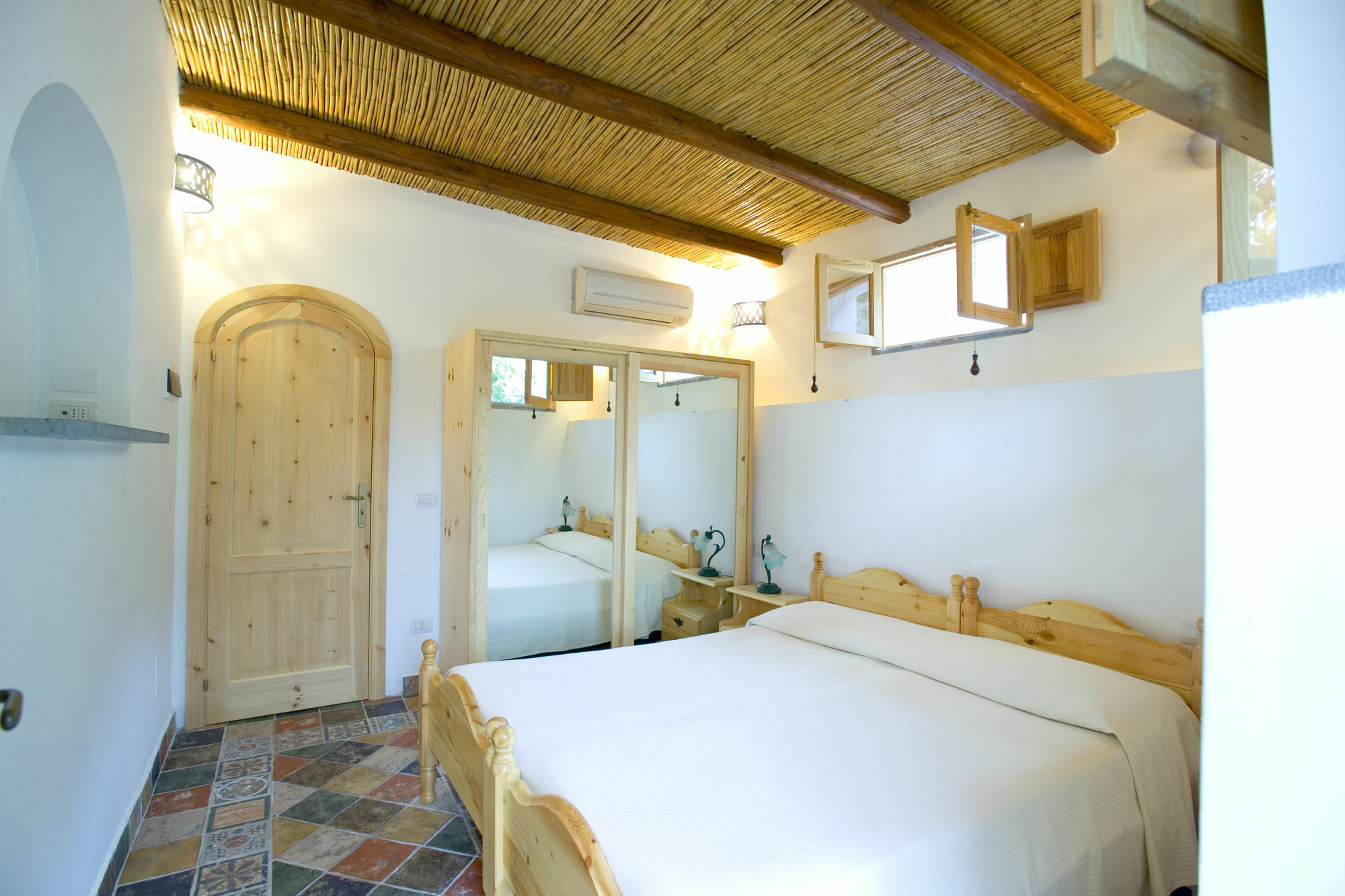 B&B Da Luca Panarea Exterior foto