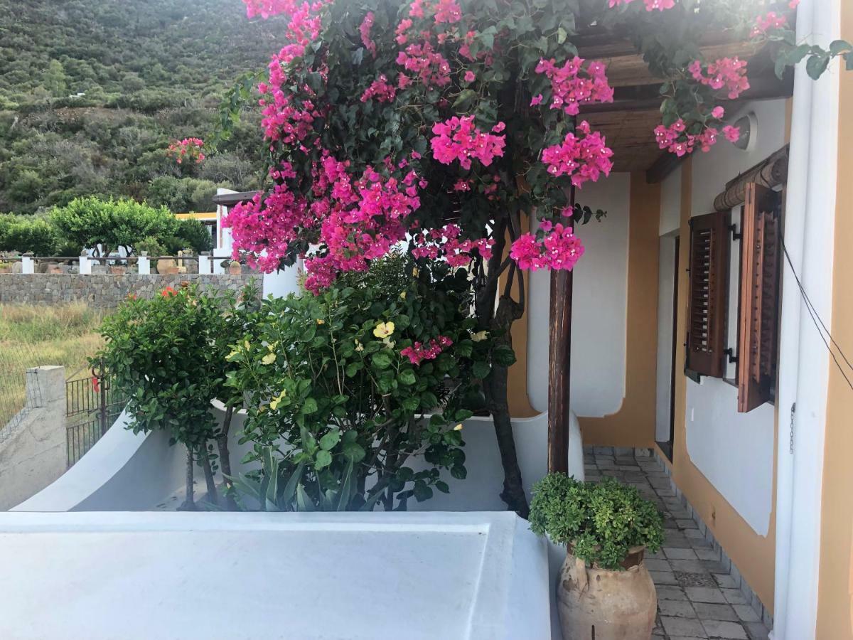 B&B Da Luca Panarea Exterior foto